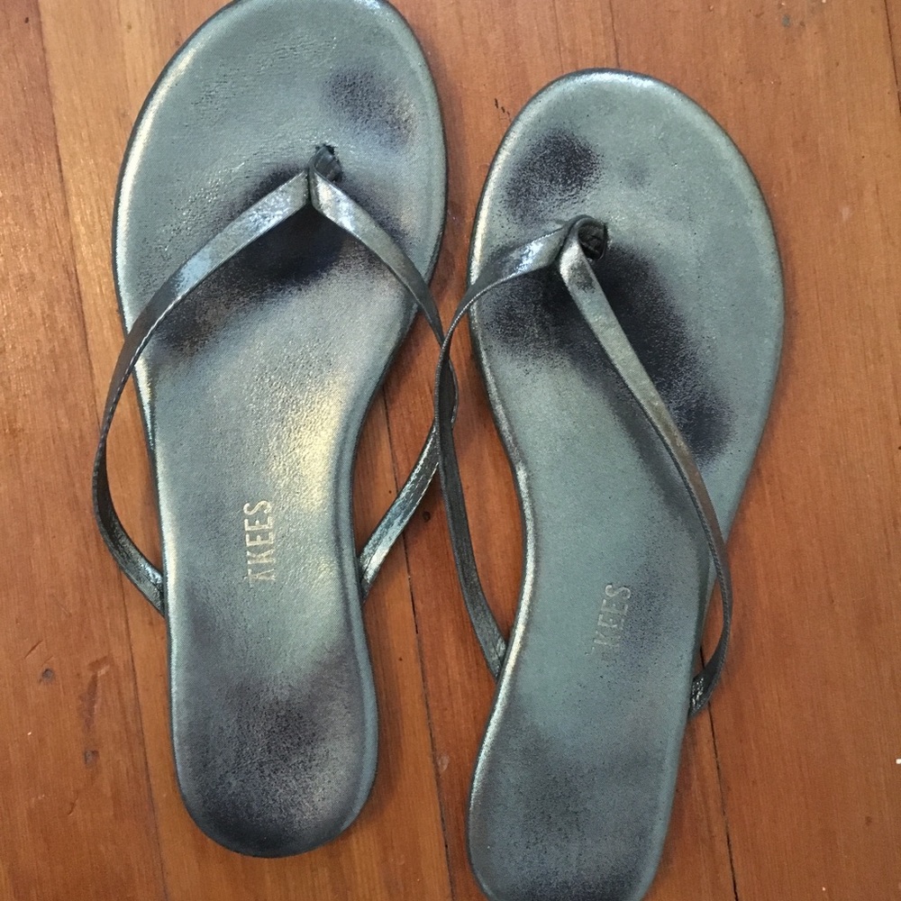 TKEES Silver Foundation Flip Flops